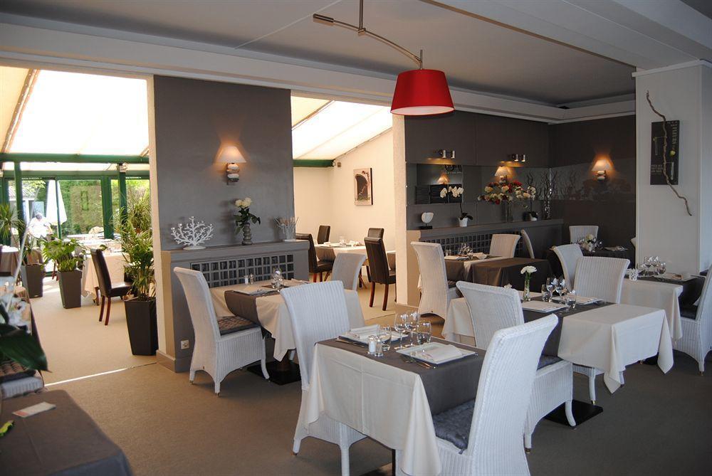 Hotel Des Thermes Et Du Casino Luc-sur-Mer Bagian luar foto